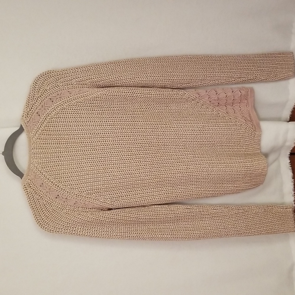 Sweater - Picture 4 of 7